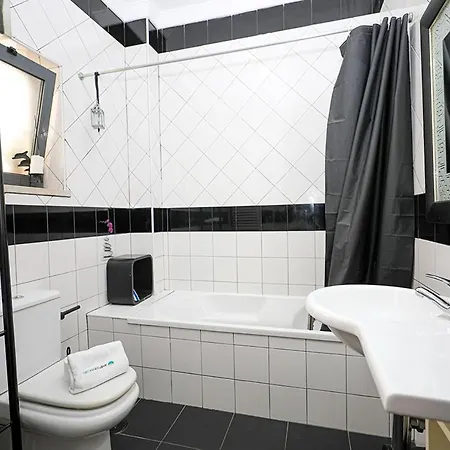 A64 - Barreira Holiday Flat In Lagos